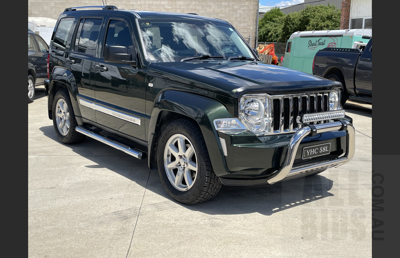 3/2010 Jeep Cherokee Limited (4x4) KK 4d Wagon Green 3.7L