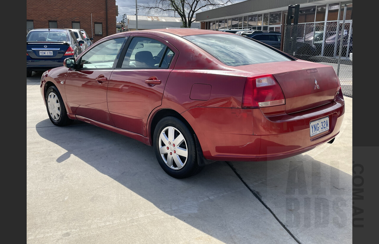 2/2006 Mitsubishi 380 ES DB SERIES II 4d Sedan Red 3.8L