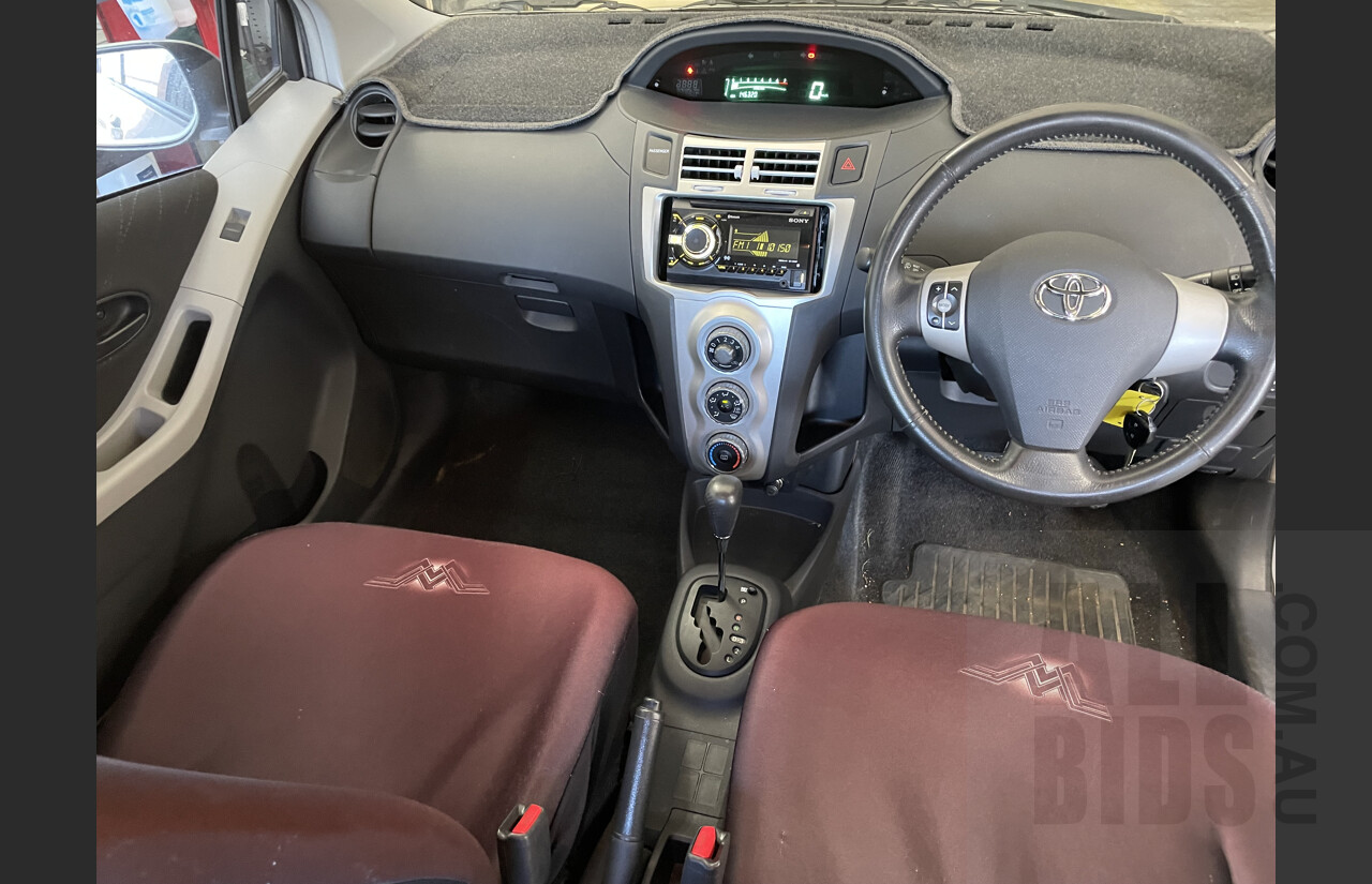 8/2005 Toyota Yaris YRX NCP91R 5d Hatchback Silver  1.5L