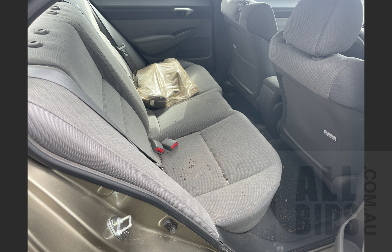 10/2009 Honda Civic 40TH Anniversary MY09 4d Sedan Beige 1.8L