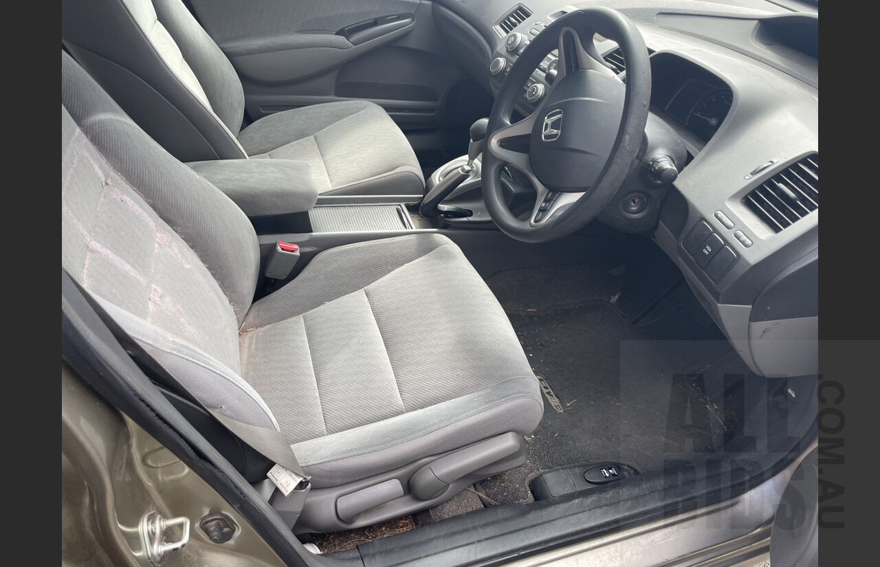 10/2009 Honda Civic 40TH Anniversary MY09 4d Sedan Beige 1.8L