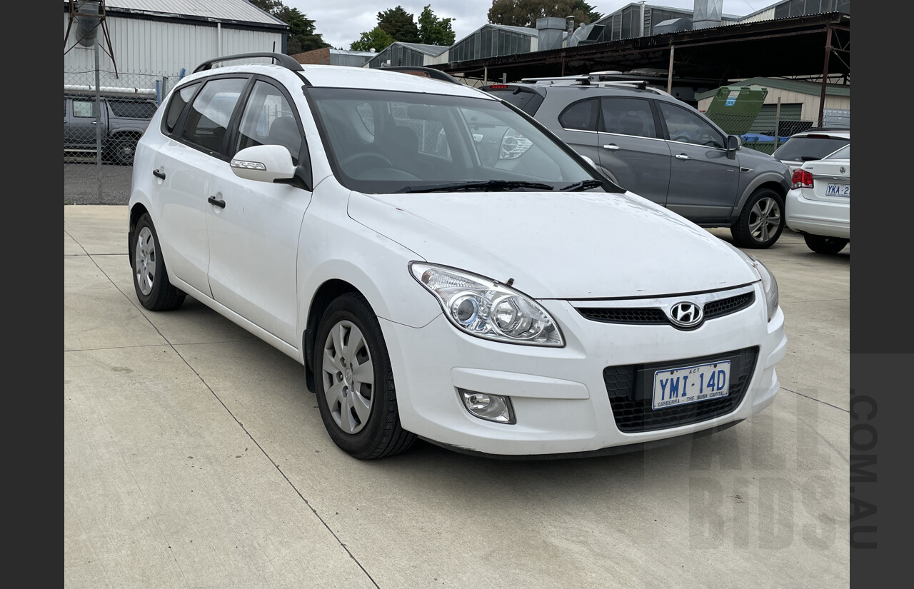 7/2009 Hyundai i30 cw SX 1.6 CRDi FD MY09 4d Wagon White 1.6L