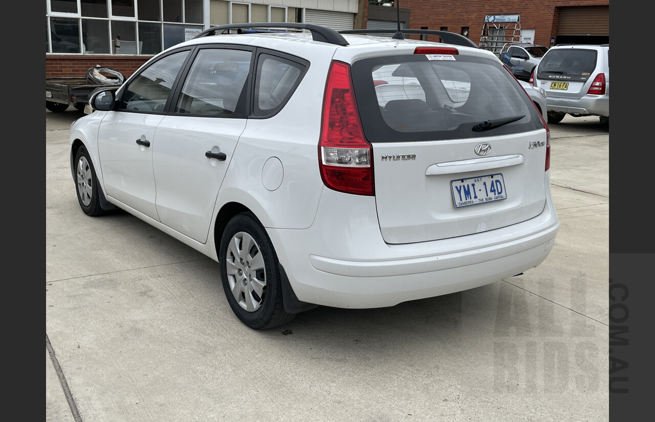 7/2009 Hyundai i30 cw SX 1.6 CRDi FD MY09 4d Wagon White 1.6L