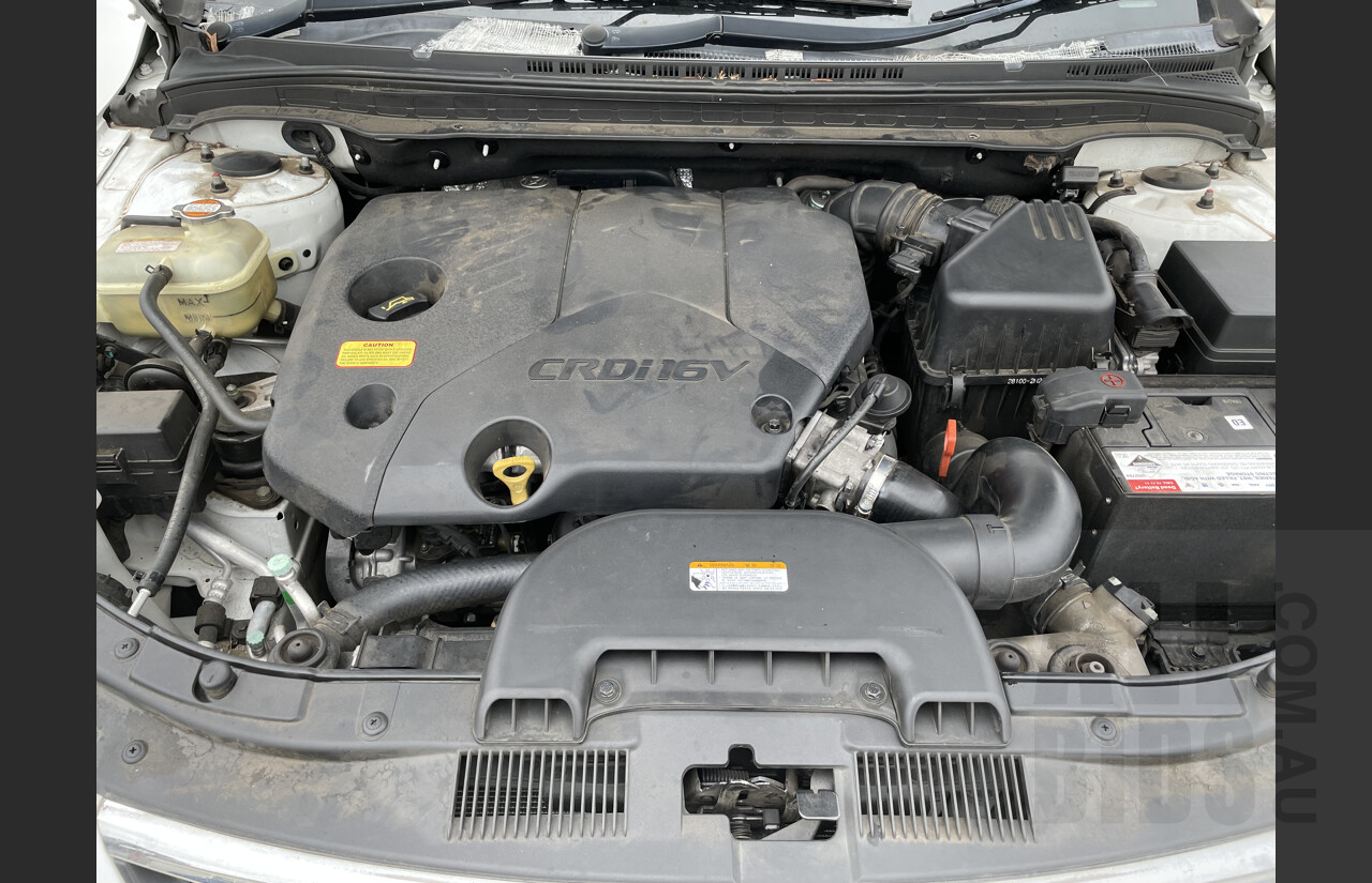 7/2009 Hyundai i30 cw SX 1.6 CRDi FD MY09 4d Wagon White 1.6L