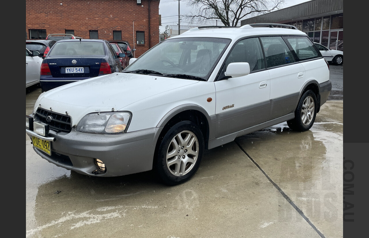 11/2000 Subaru Outback  MY00 4d Wagon White 2.5L
