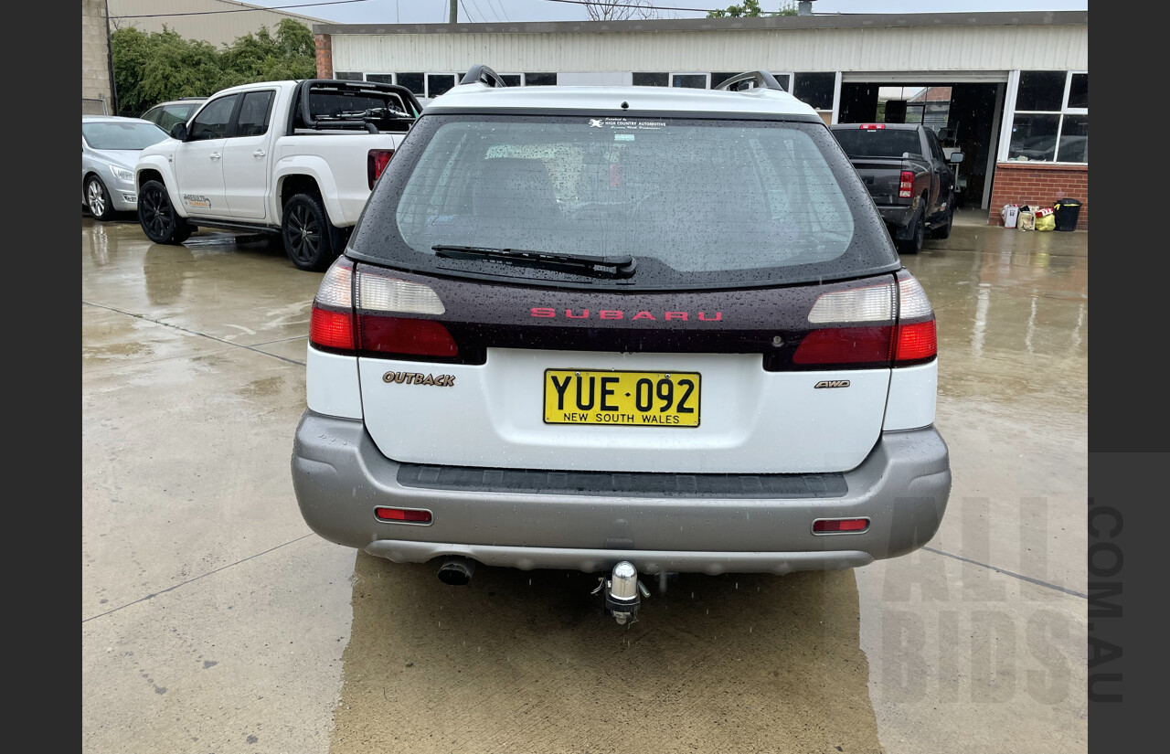 11/2000 Subaru Outback  MY00 4d Wagon White 2.5L