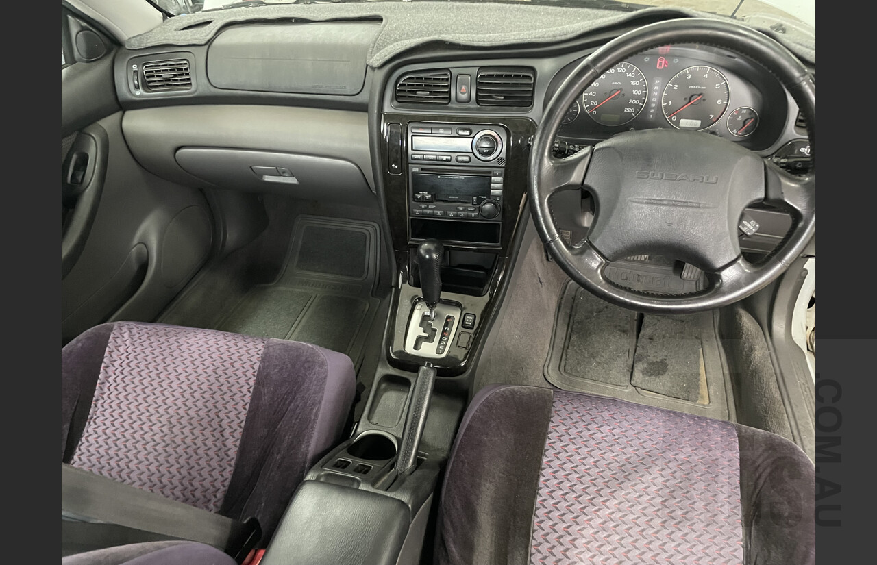 11/2000 Subaru Outback  MY00 4d Wagon White 2.5L