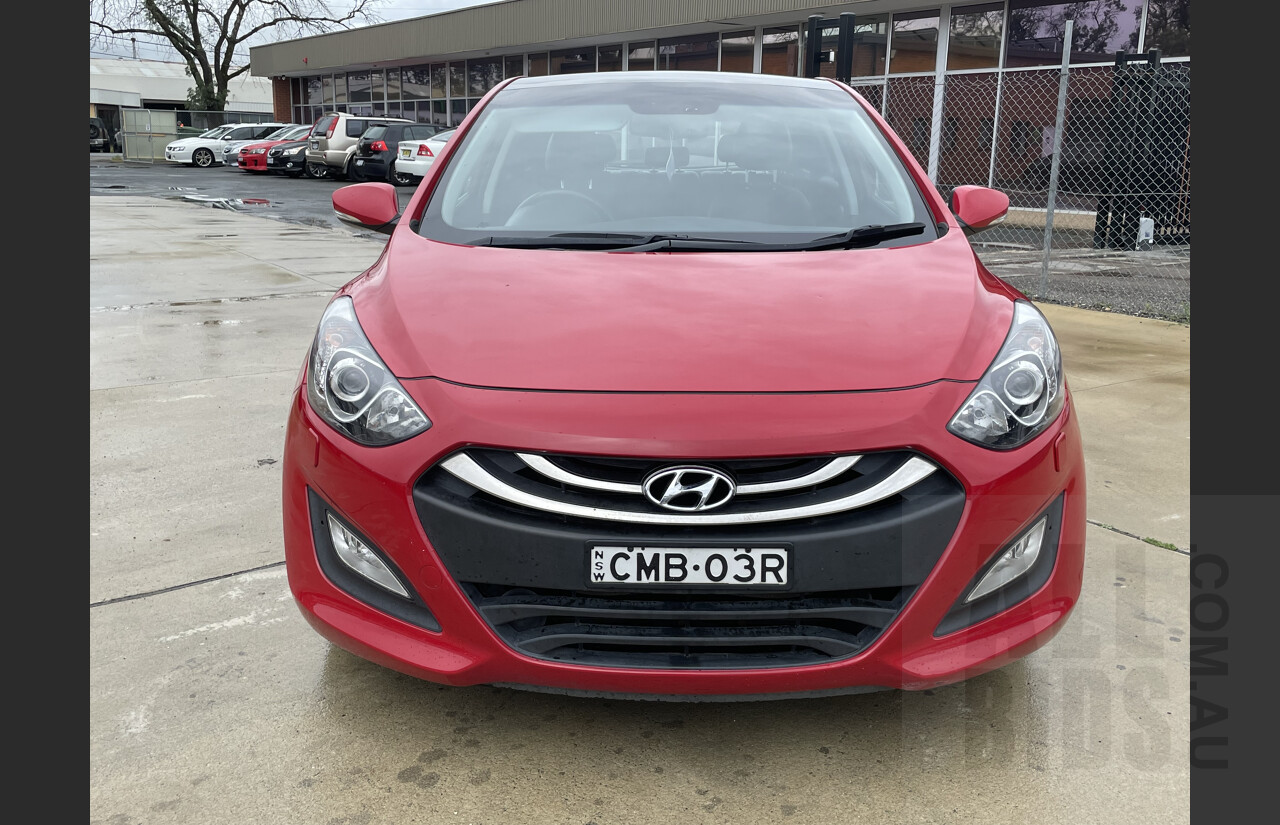 12/2012 Hyundai i30 Premium GD 5d Hatchback Red 1.8L