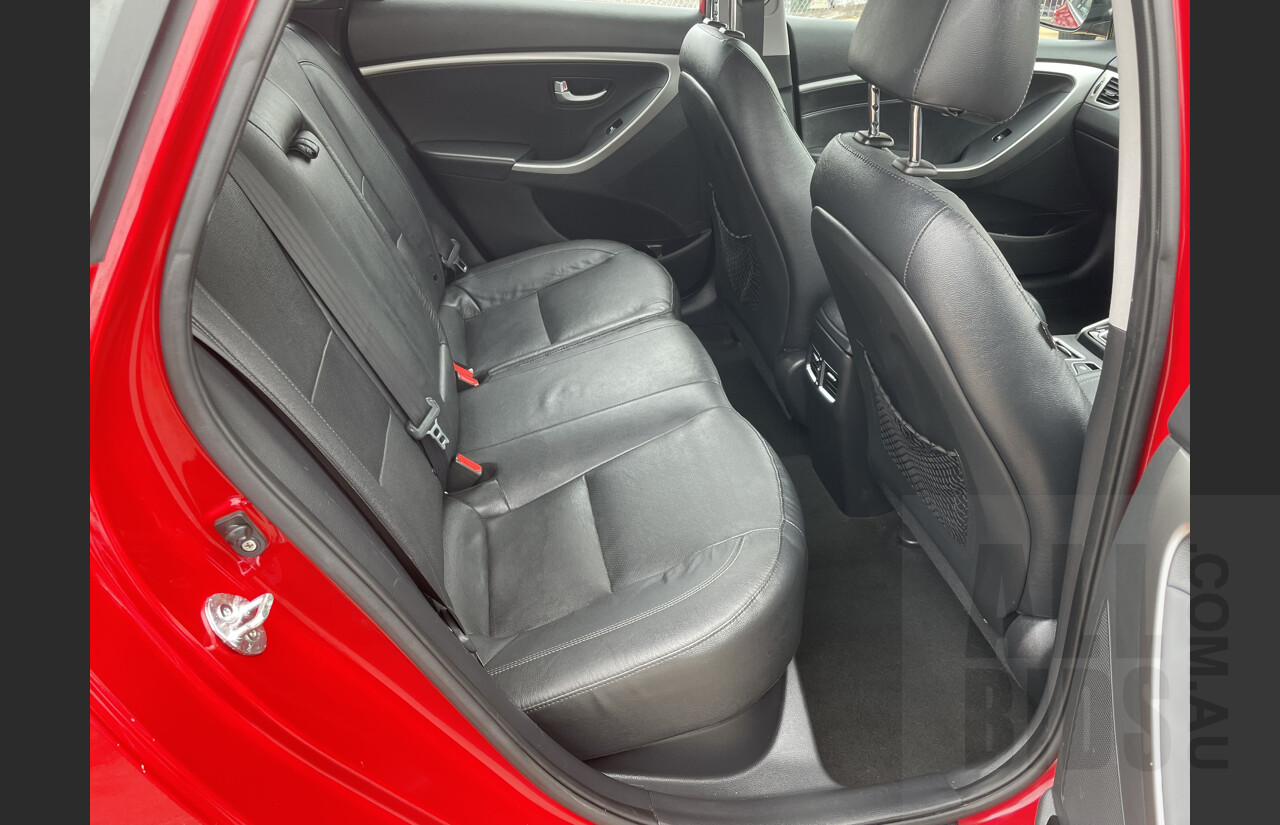 12/2012 Hyundai i30 Premium GD 5d Hatchback Red 1.8L