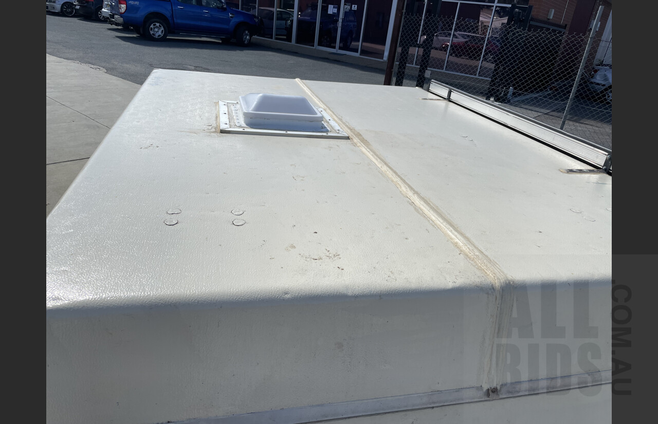 1/1984 Coleman Pop-up Camper