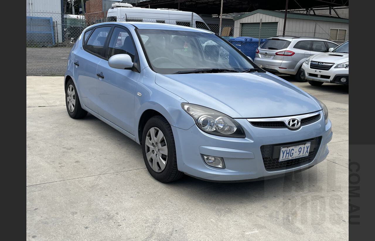 10/2010 Hyundai i30 SX FD MY10 5d Hatchback Blue 2.0L