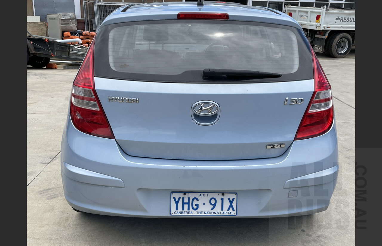 10/2010 Hyundai i30 SX FD MY10 5d Hatchback Blue 2.0L