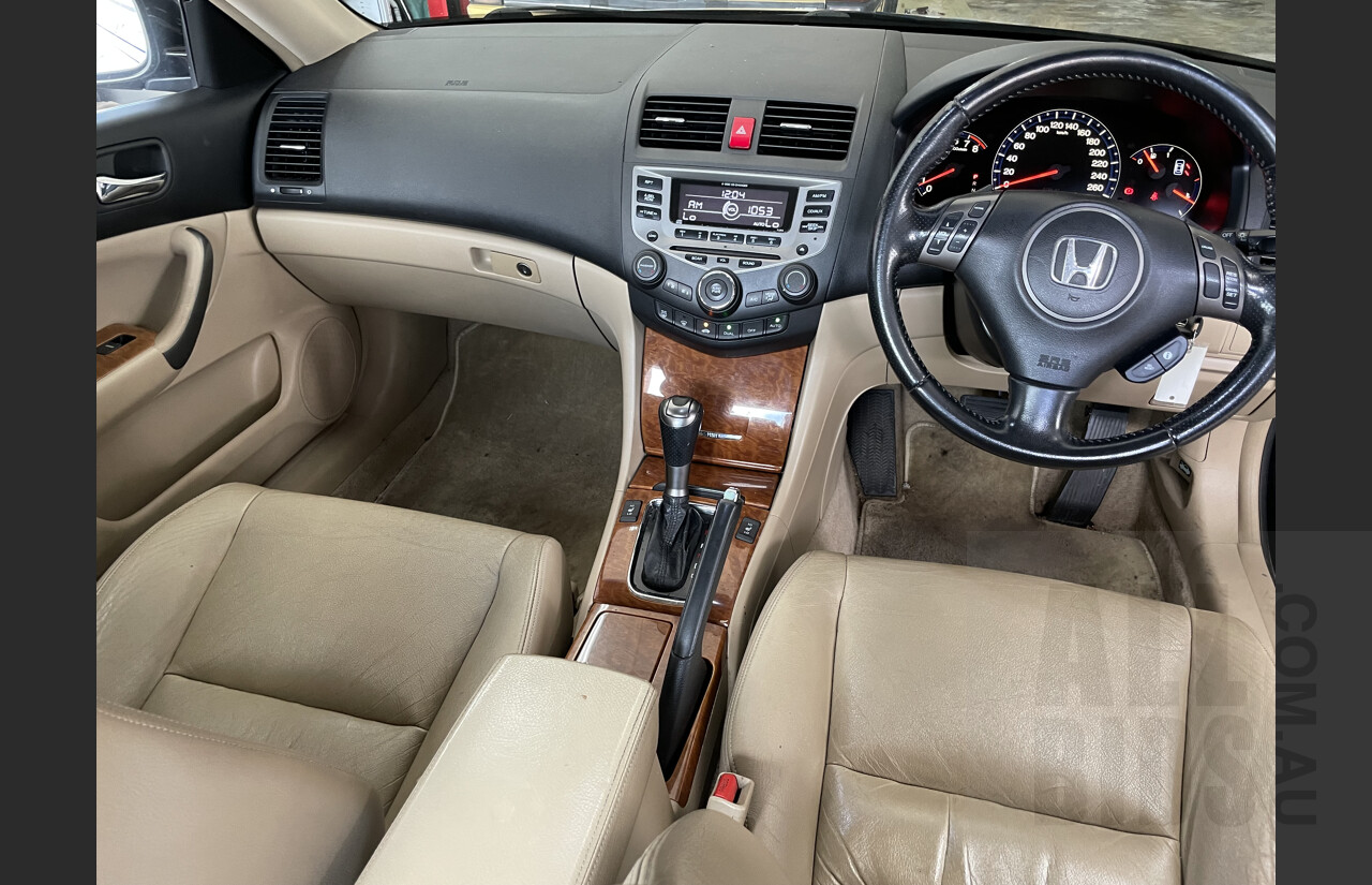 5/2006 Honda Accord EURO Luxury MY06 UPGRADE 4d Sedan Black 2.4L