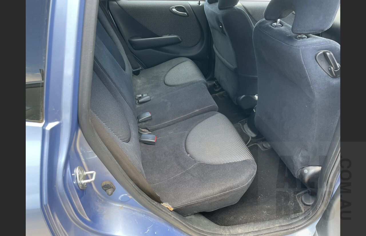 12/2003 Honda Jazz GLi  5d Hatchback Blue 1.3L