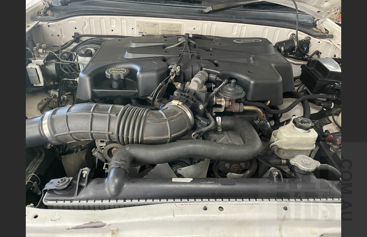 4/2005 Ford Courier XLT (4x4) PH Dual Cab White 4.0L