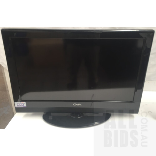 GVA G32FHDLCD1 32 Inch LCD TV And Voxson VLCD32CTX 32 Inch LCD TV - Lot Of Two