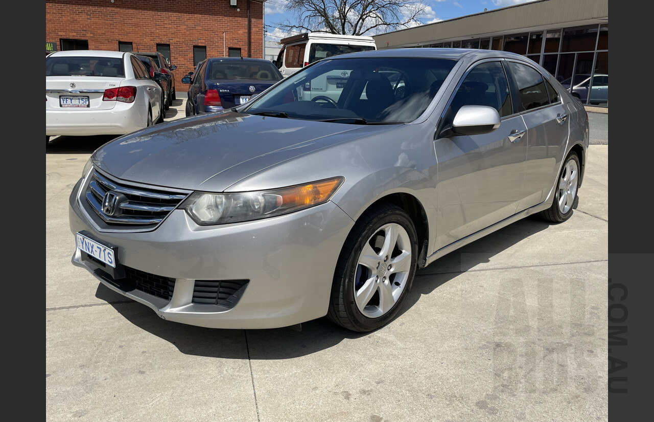 7/2008 Honda Accord EURO 10 4d Sedan Silver  2.4L