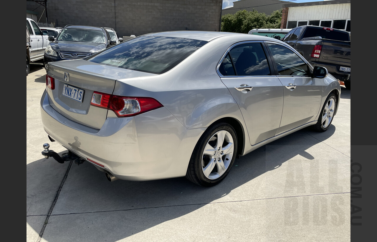 7/2008 Honda Accord EURO 10 4d Sedan Silver  2.4L