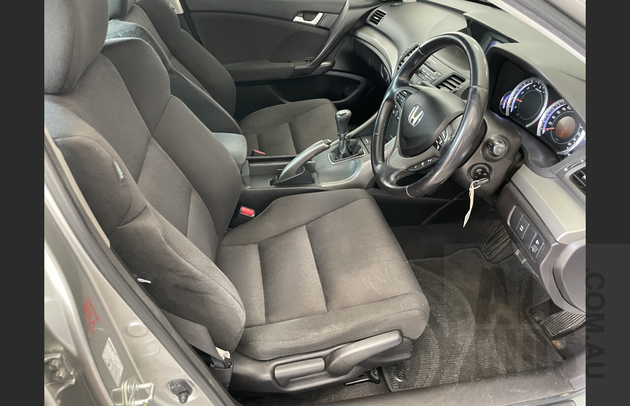 7/2008 Honda Accord EURO 10 4d Sedan Silver  2.4L