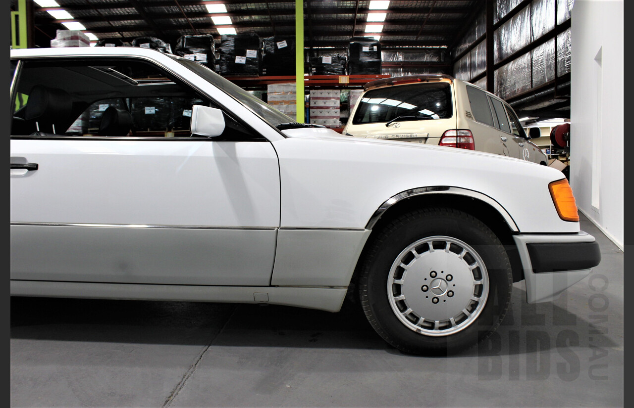 3/1990 Mercedes-Benz 300CE-24 W124 2d Coupe White 3.0L