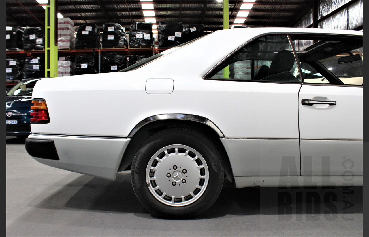 3/1990 Mercedes-Benz 300CE-24 W124 2d Coupe White 3.0L