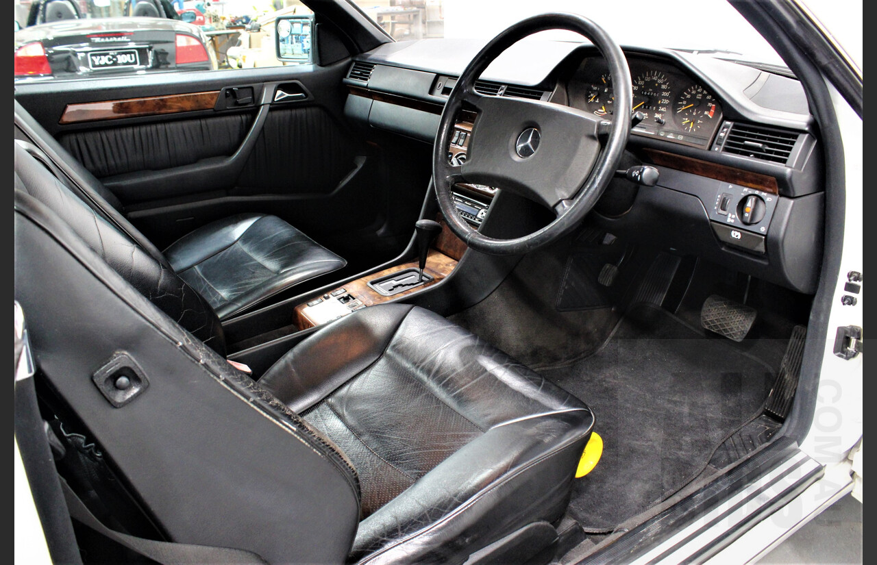 3/1990 Mercedes-Benz 300CE-24 W124 2d Coupe White 3.0L