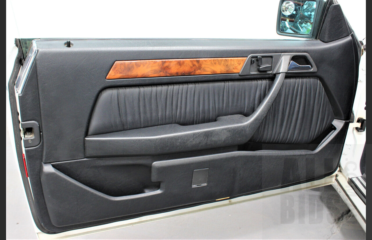 3/1990 Mercedes-Benz 300CE-24 W124 2d Coupe White 3.0L