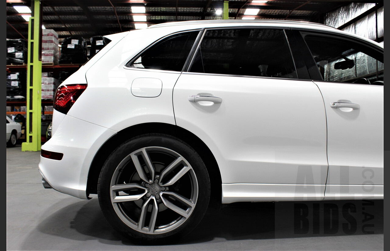 4/2016 Audi SQ5 3.0 TDI Quattro 8R MY16 5d Wagon White 3.0L Turbo Diesel