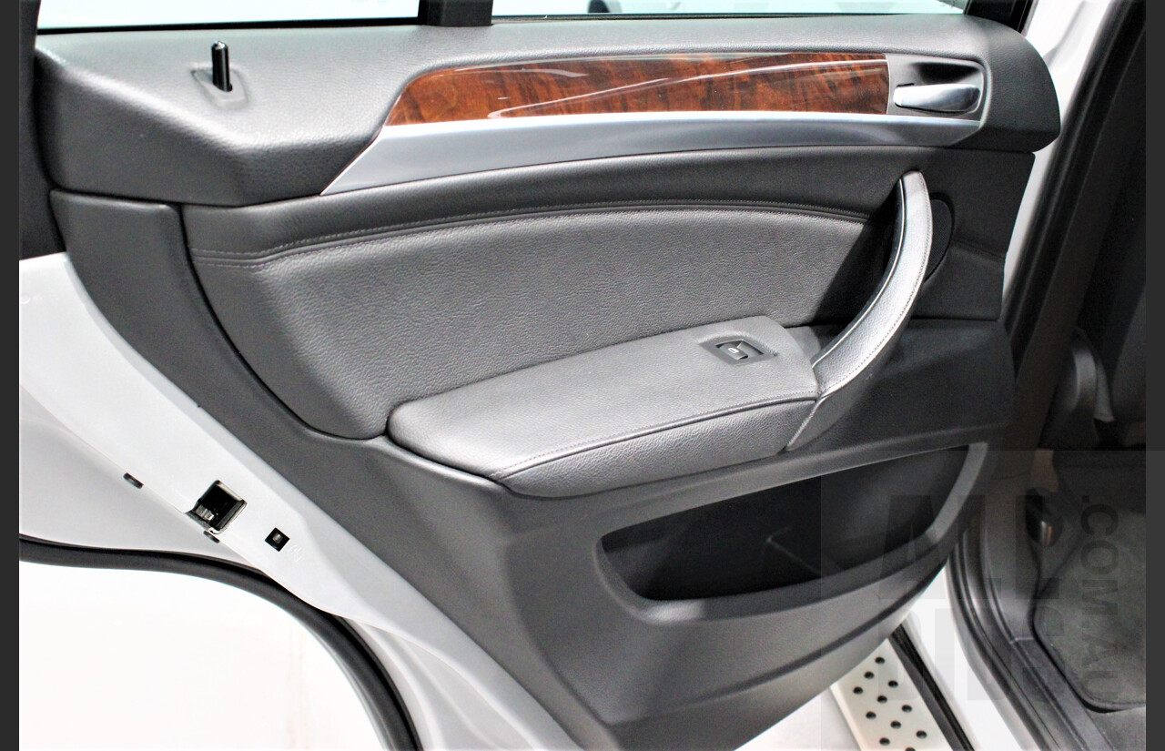 2/2009 Bmw X5 Xdrive 30d E70 MY09 4d Wagon Silver 3.0L Turbo Diesel