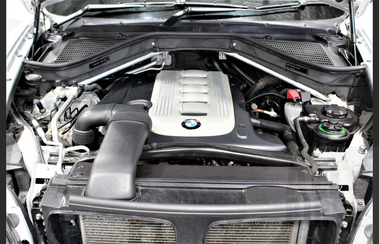 2/2009 Bmw X5 Xdrive 30d E70 MY09 4d Wagon Silver 3.0L Turbo Diesel