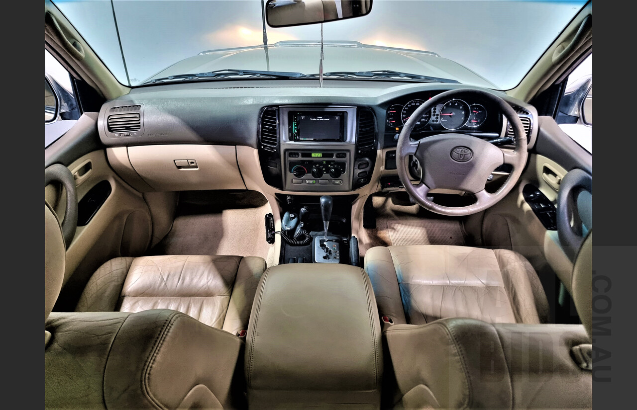 5/2004 Toyota Landcruiser GXL (4x4) UZJ100R 4d Wagon Gold 4.7L V8