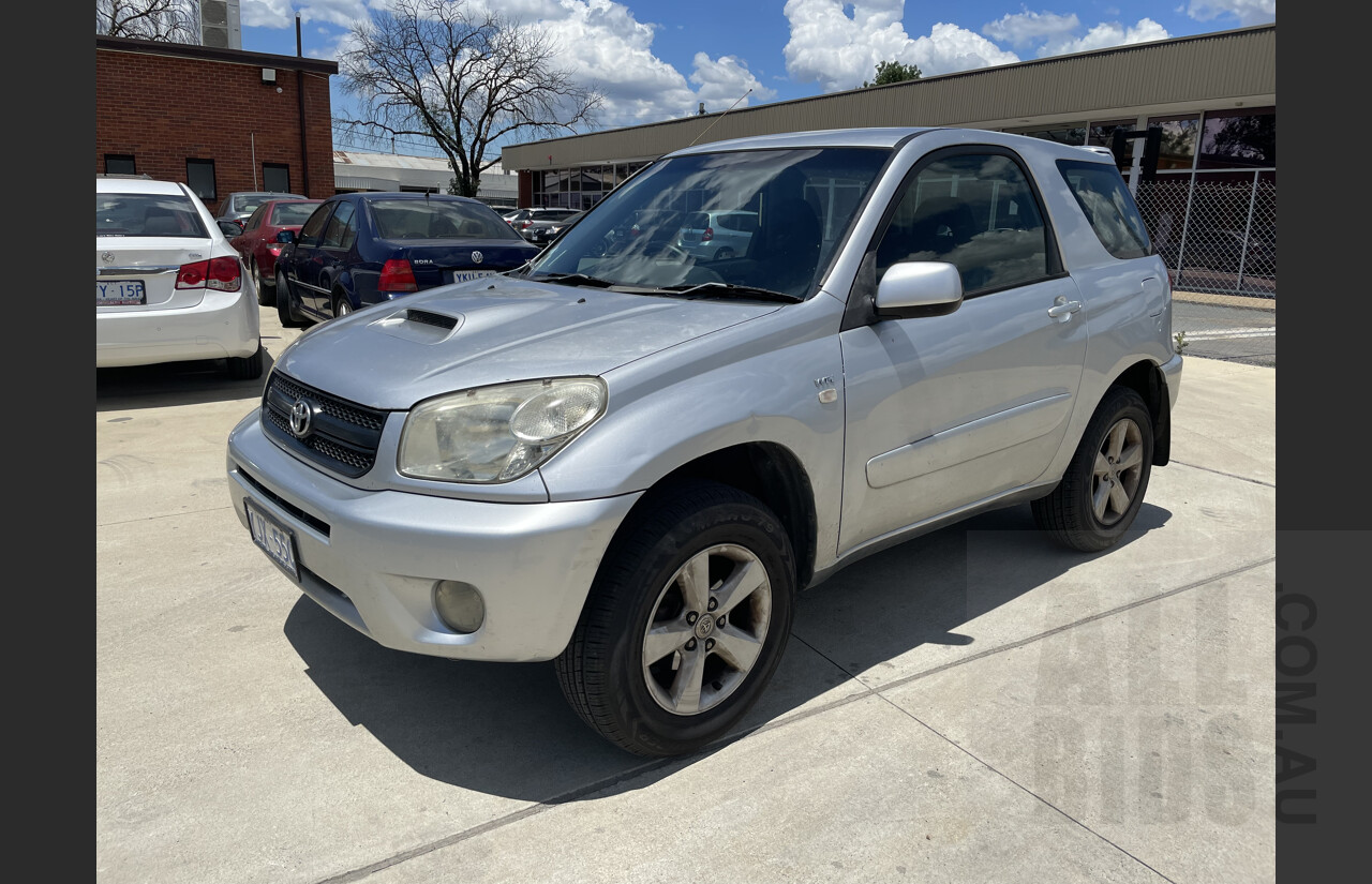 8/2005 Toyota Rav4 CV Sport (4x4) ACA22R 2d Wagon Silver 2.4L