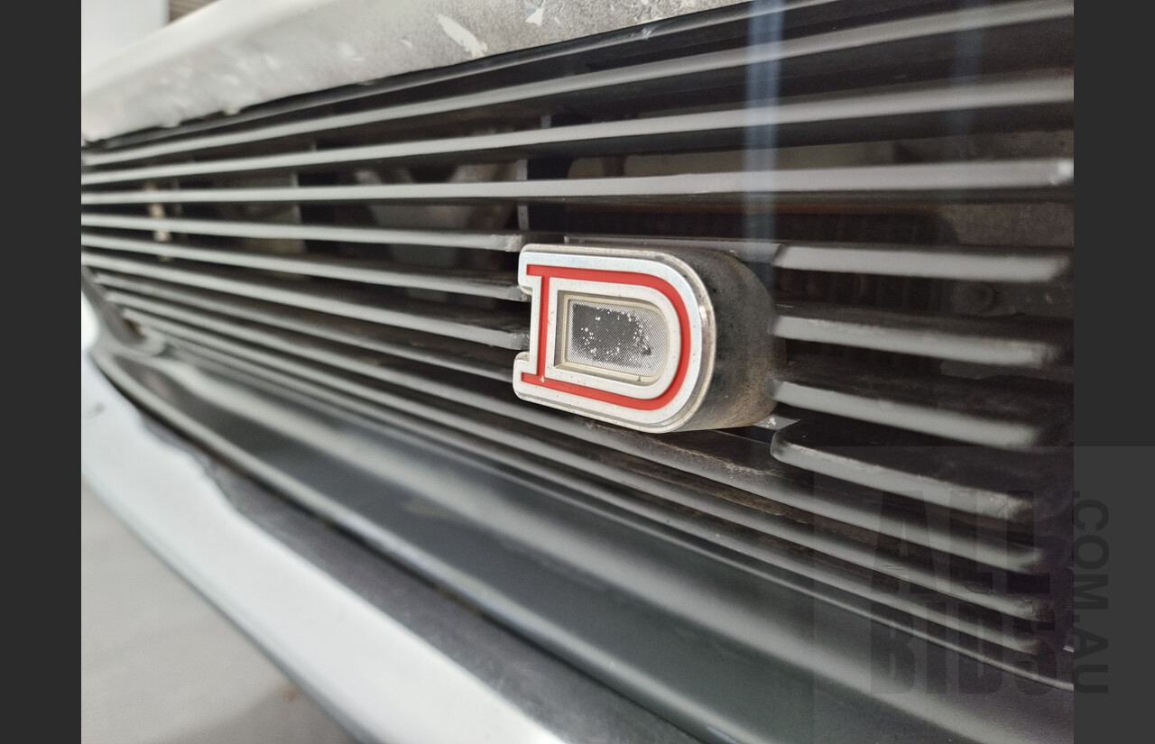 7/1974 Datsun 120y 4d Sedan White 1.2L