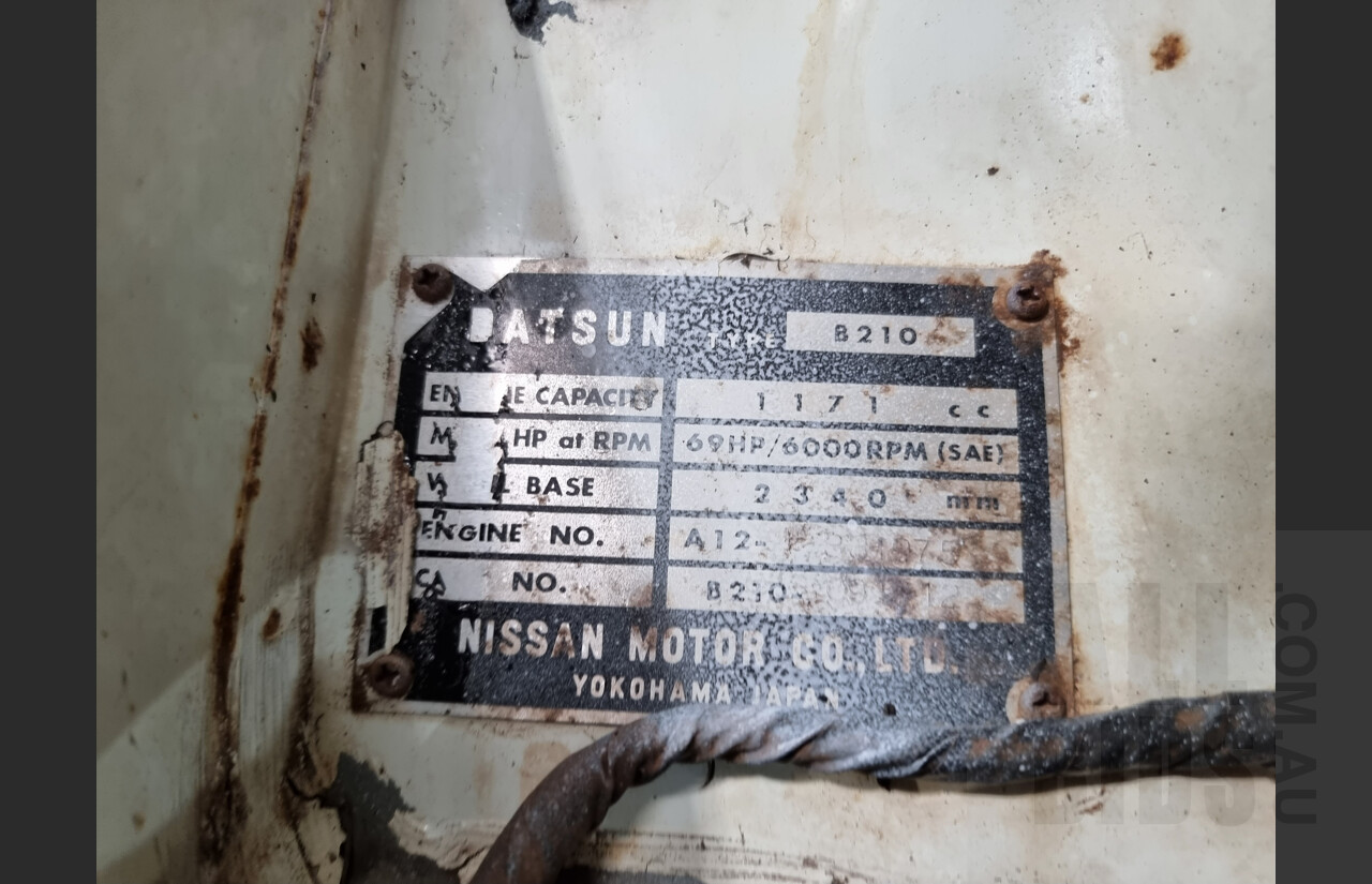 7/1974 Datsun 120y 4d Sedan White 1.2L