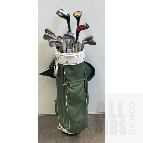 Set of Dunlop Golf Clubs and Bag
