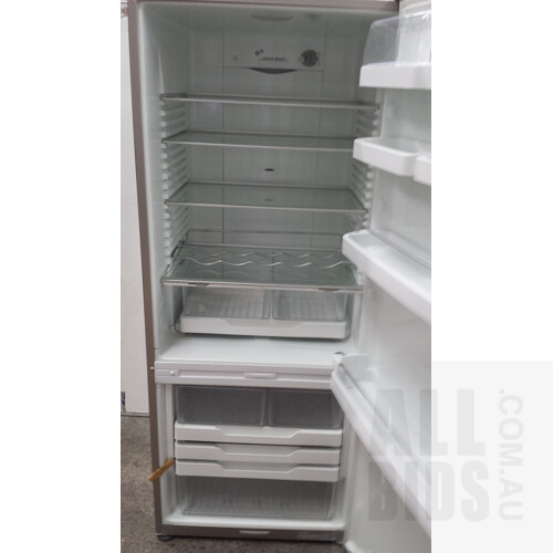 Fisher and Paykel E442B 442 L Fridge-Freezer