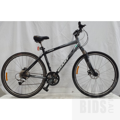 Giant Innova 27 Speed Mountain Bike