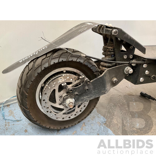 Mearth GTS Electric Scooter 48V 13 Ah
