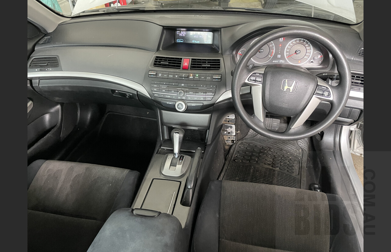 8/2009 Honda Accord VTi 50 4d Sedan Silver  2.4L