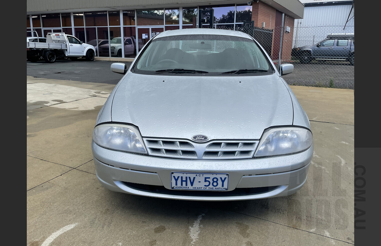 1/2000 Ford Falcon Classic AU 4d Sedan Silver 4.0L