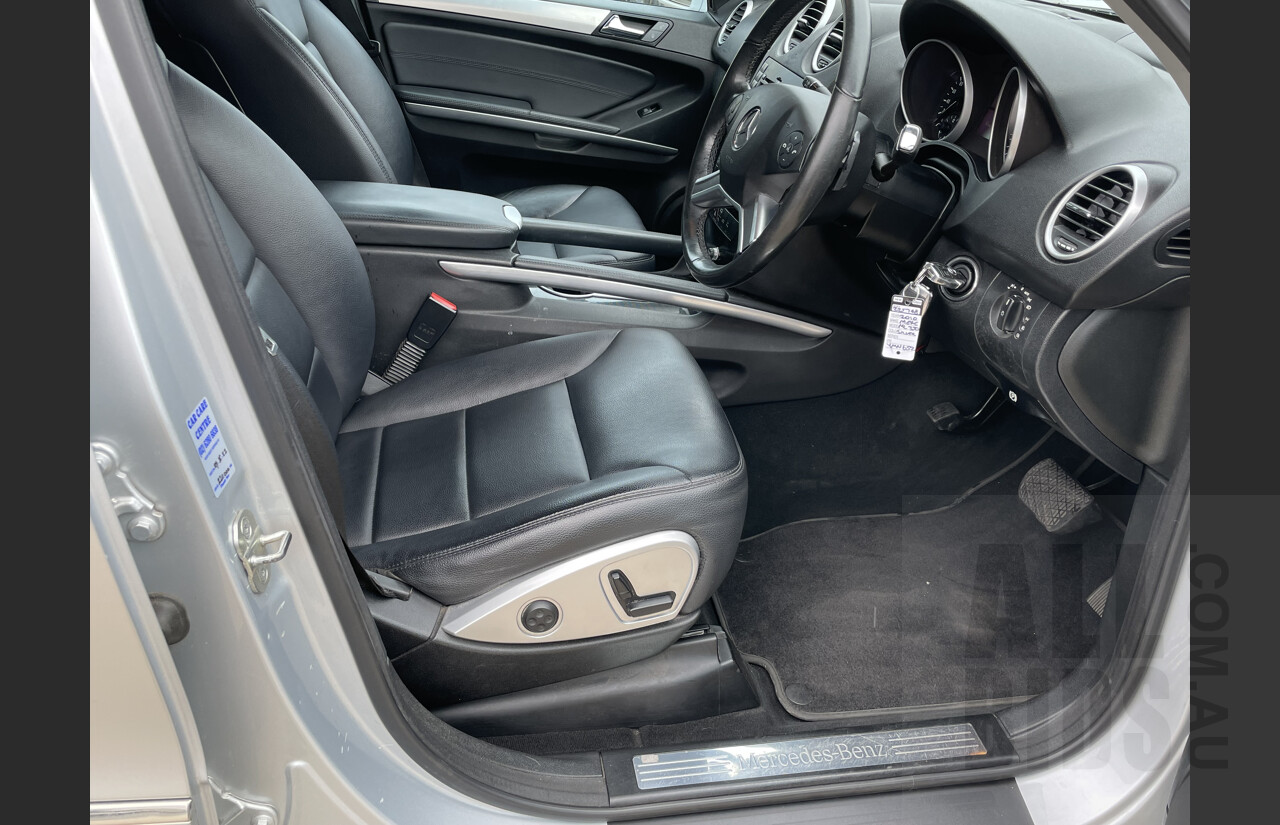 9/2010 Mercedes-Benz ML350 CDI BlueEfficiency AMG Sports (4x4) W164  4d Wagon Silver  3.0L