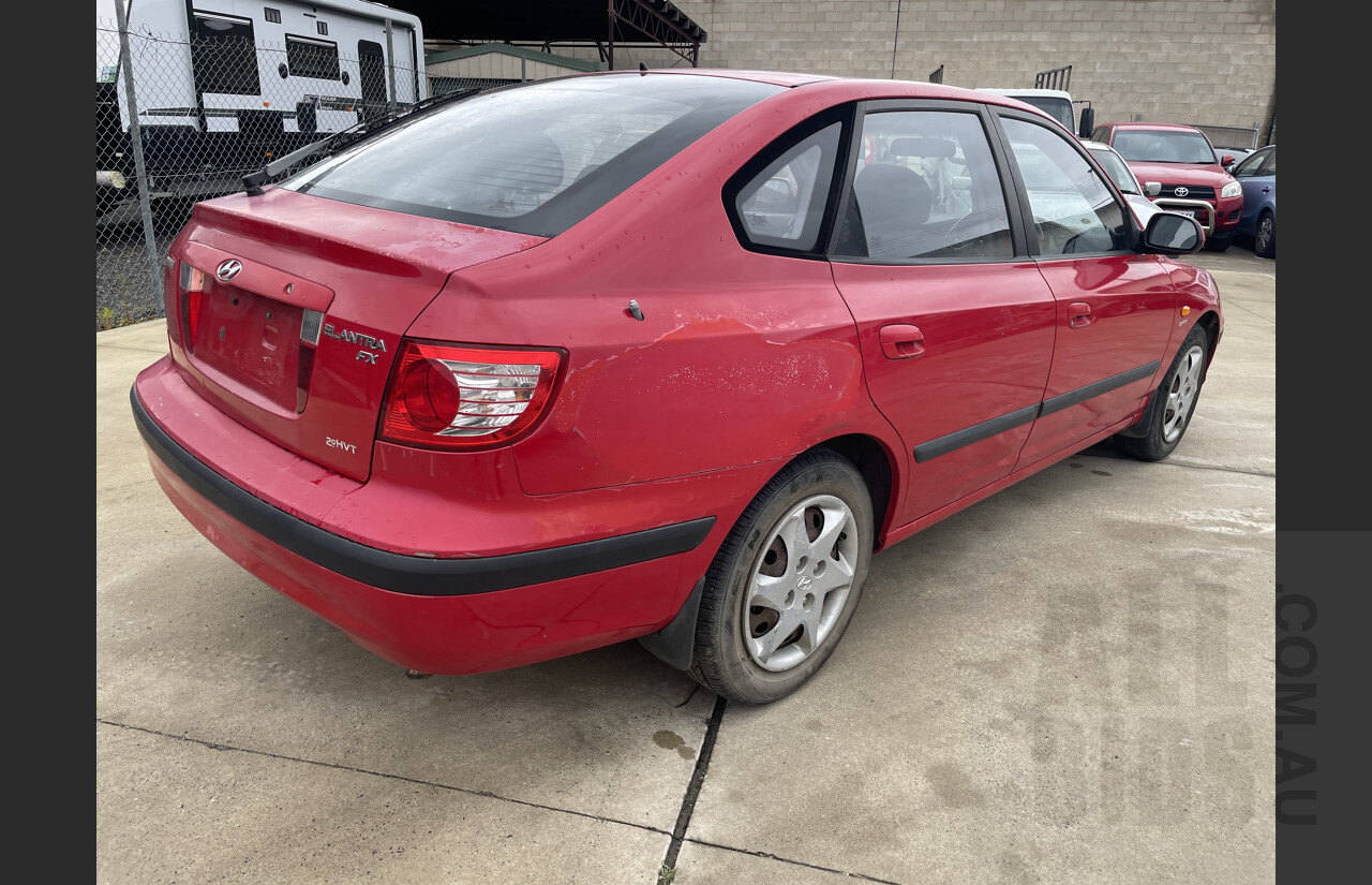 7/2005 Hyundai Elantra FX 2.0 HVT XD MY05 5 Door Hatchback Red 2.0L