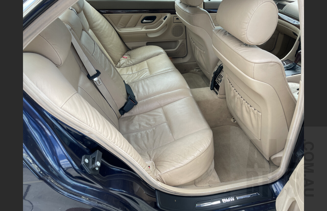 1/1999 Bmw 735i 4d Sedan Blue 3.5L