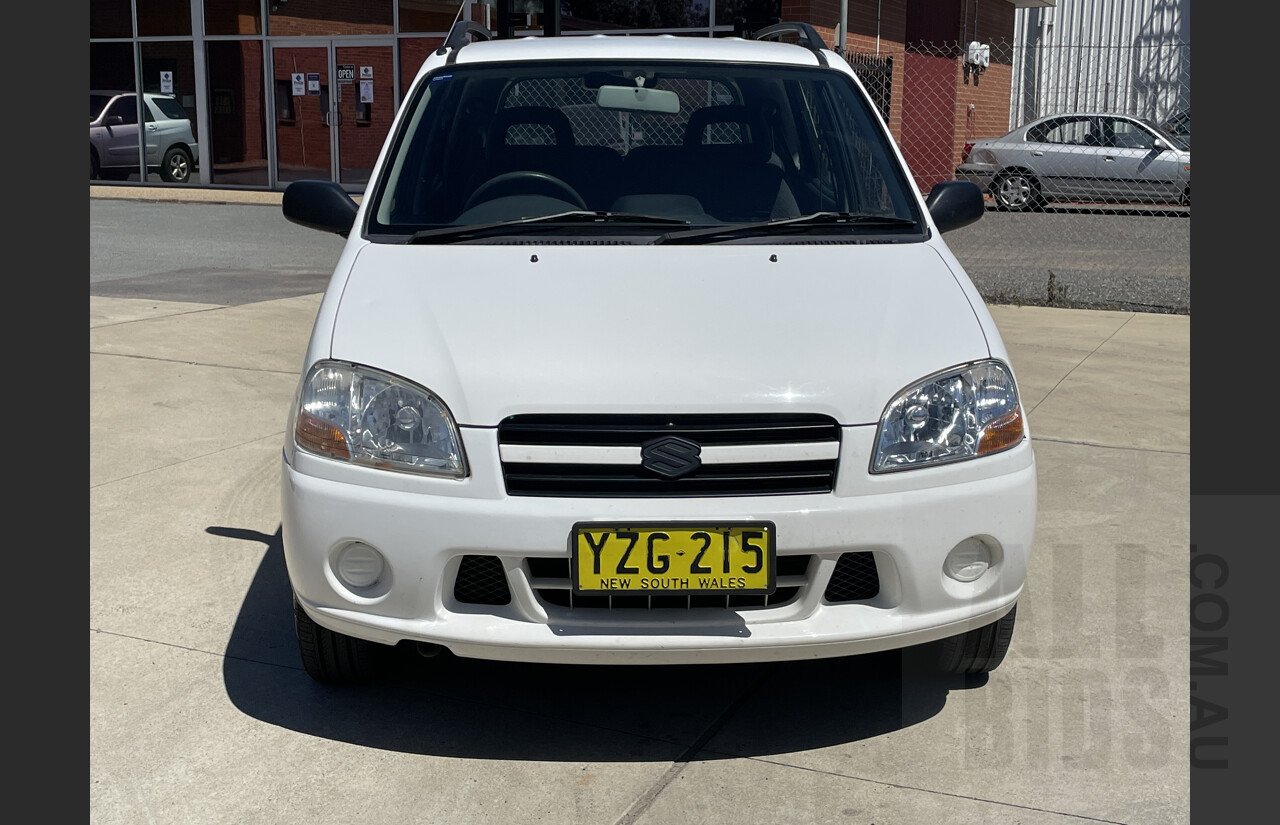 11/2003 Suzuki Ignis GL  5d Hatchback White 1.3L