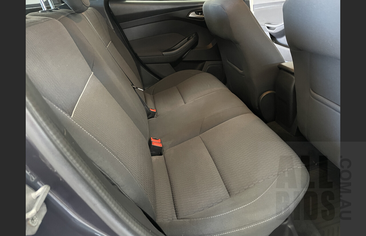 6/2014 Ford Focus Trend LW MK2 MY14 5d Hatchback Grey 2.0L