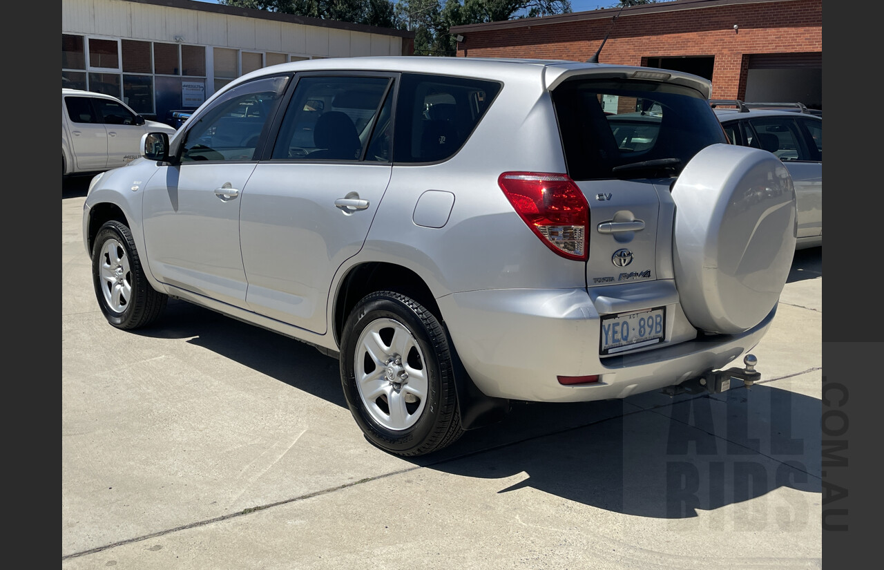 6/2006 Toyota Rav4 CV (4x4) ACA33R 4d Wagon Silver 2.4L