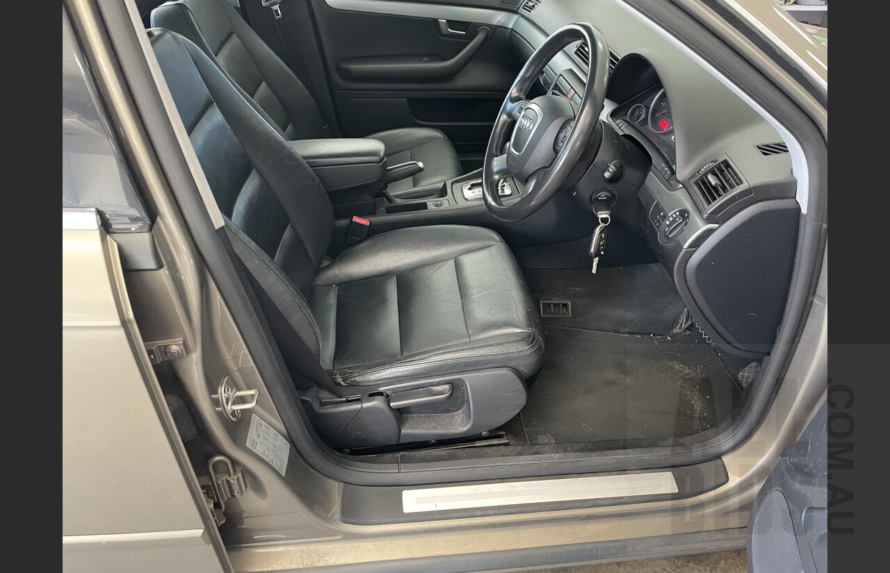 7/2005 Audi A4 2.0 Avant B7 4d Wagon Beige 2.0L