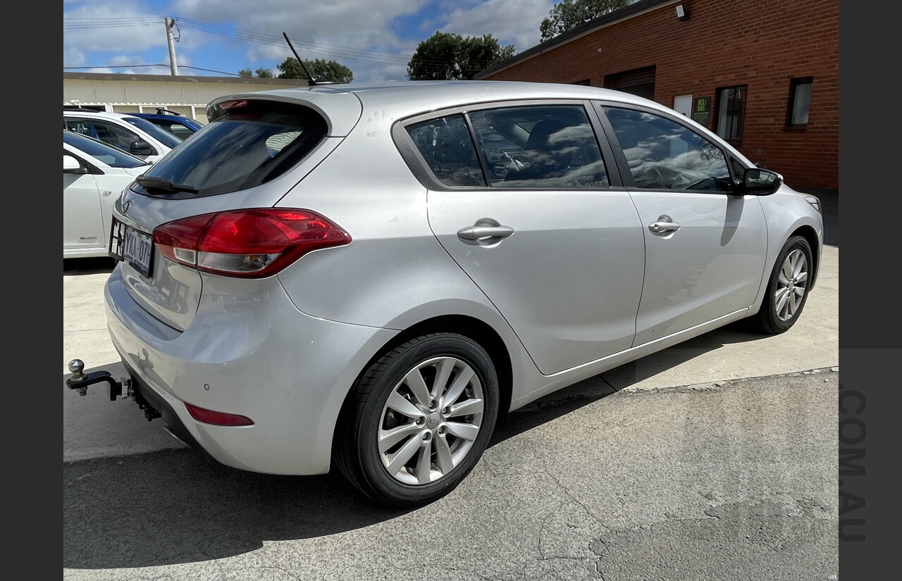 7/2014 Kia Cerato S Premium YD MY15 5d Hatchback Silver 1.8L