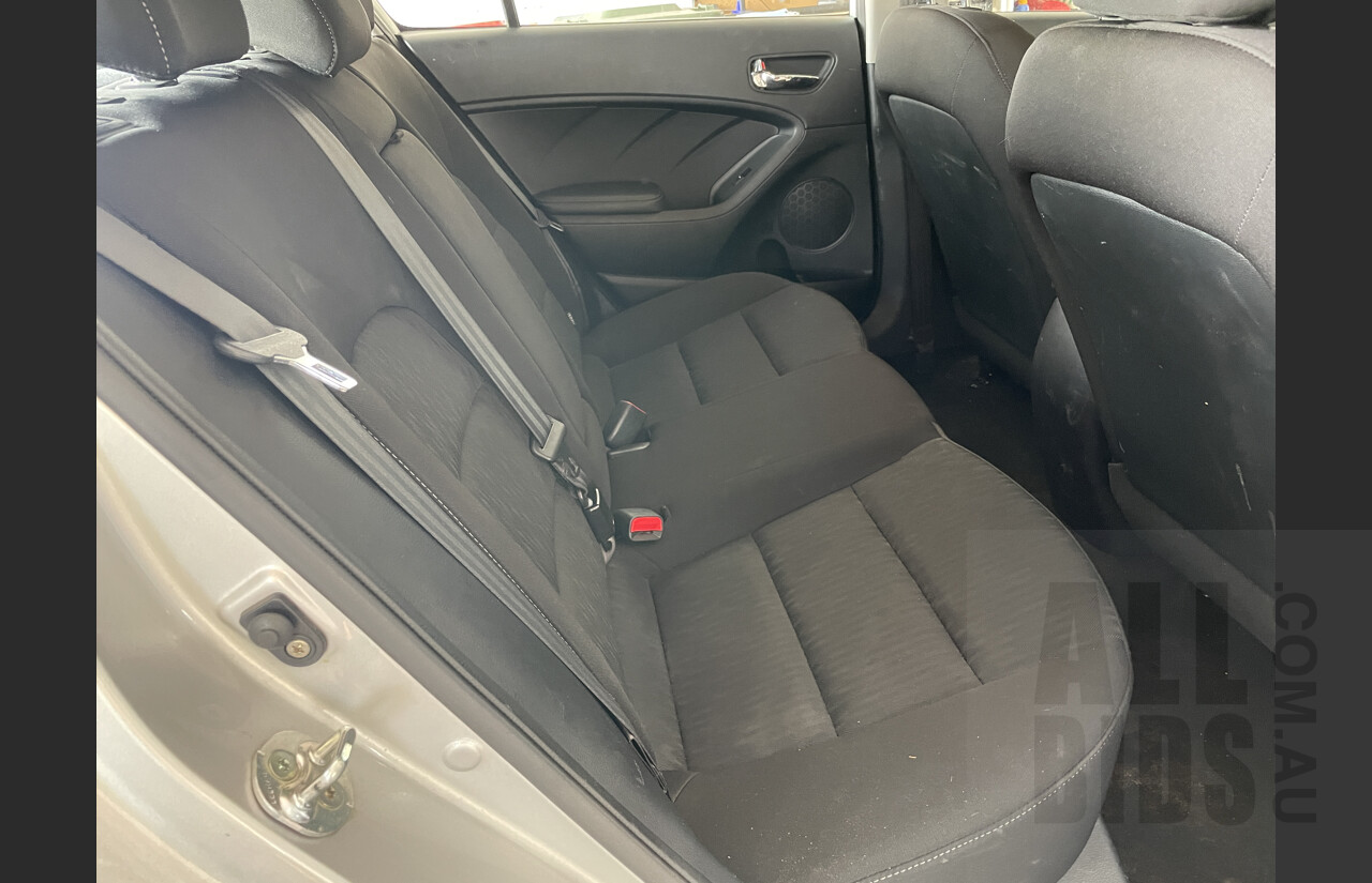 7/2014 Kia Cerato S Premium YD MY15 5d Hatchback Silver 1.8L