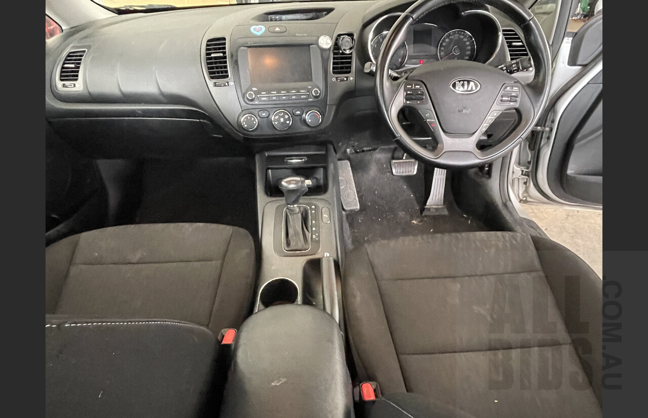 7/2014 Kia Cerato S Premium YD MY15 5d Hatchback Silver 1.8L
